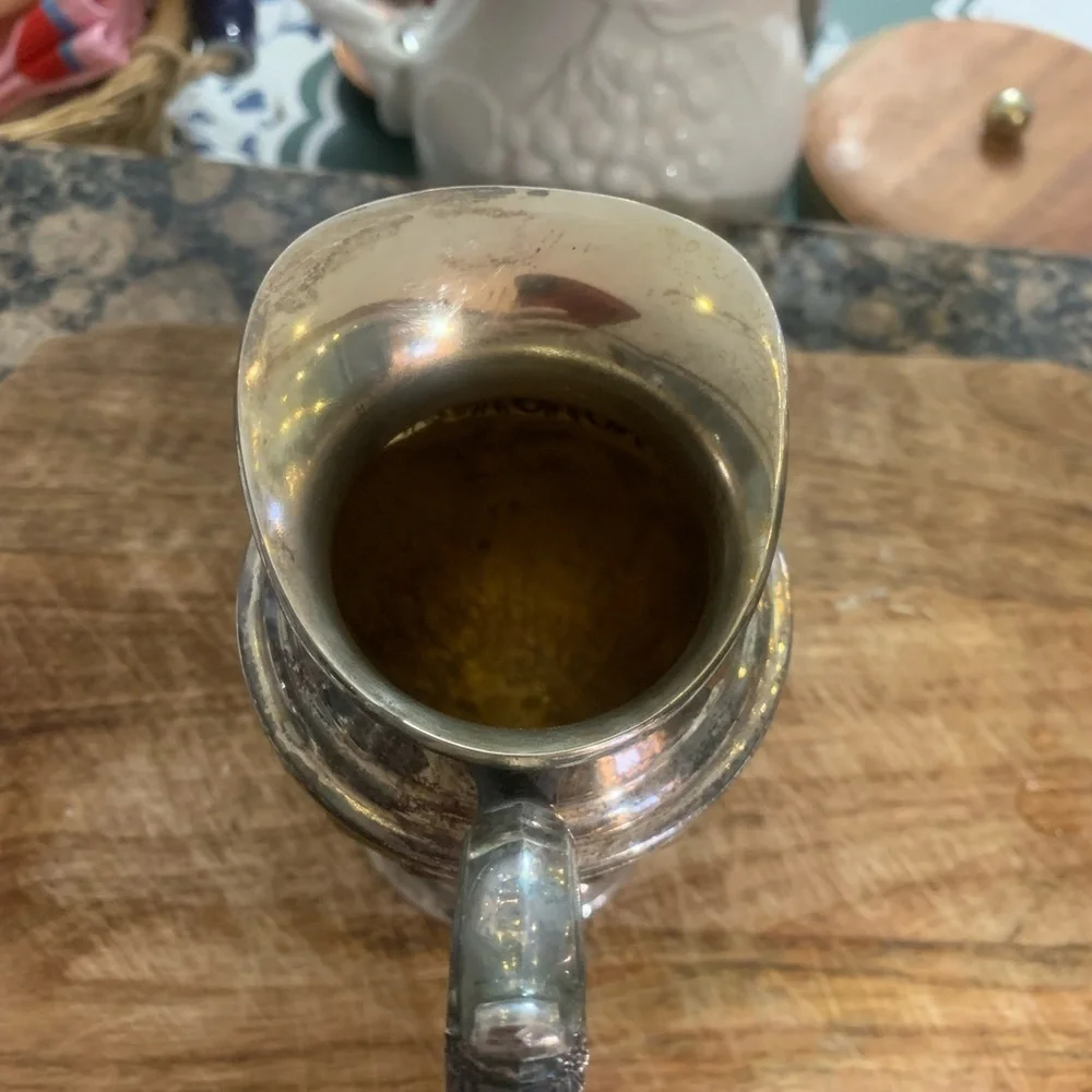 Wm. Rogers & Sons Spring Flower silver-plated creamer